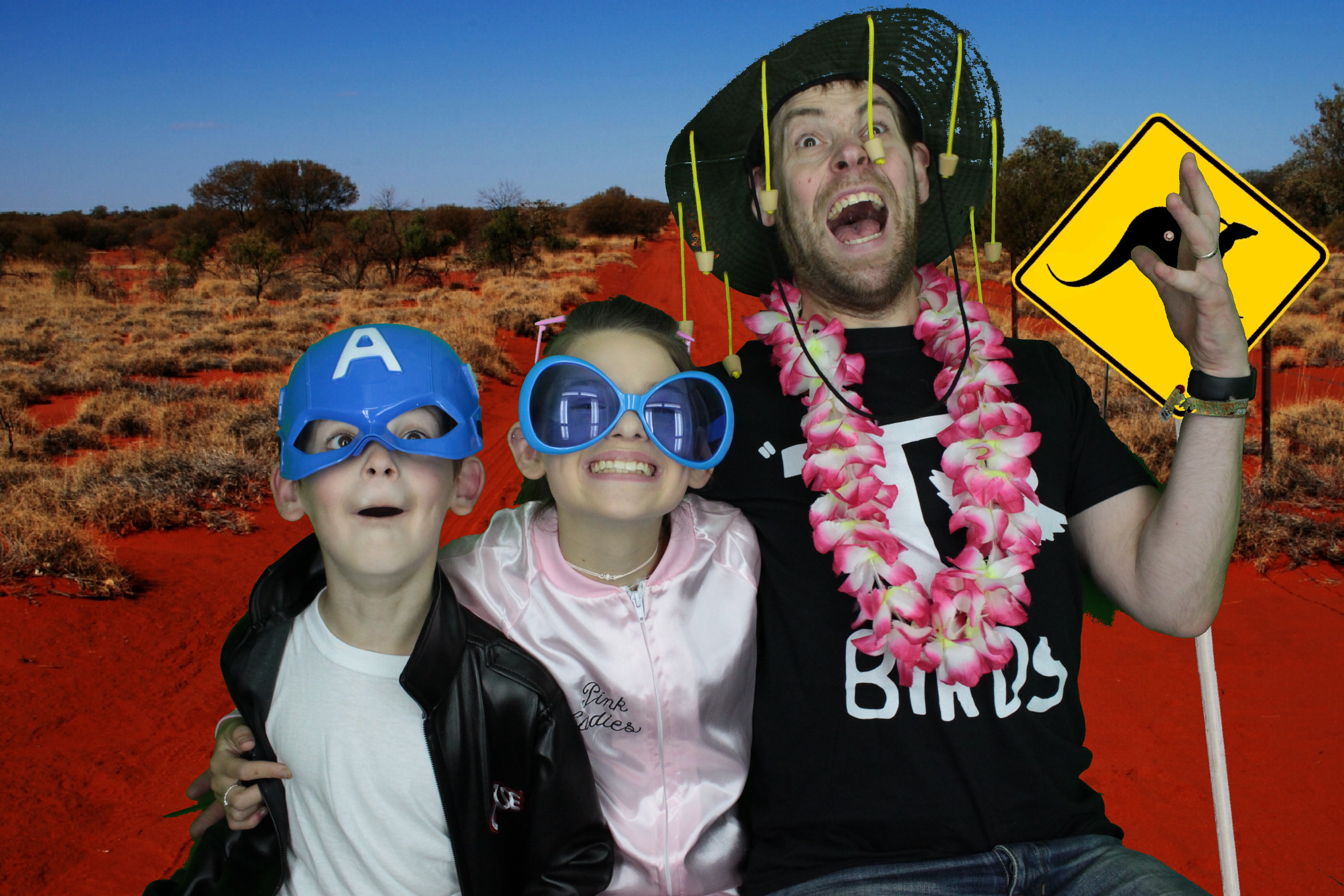 Simon's 50th Birthday | View more photos from the event at gallery.myphotoboothexperience.co.uk/u/MyPhotoBoothExperienceLtd/Simons-50th-Birthday